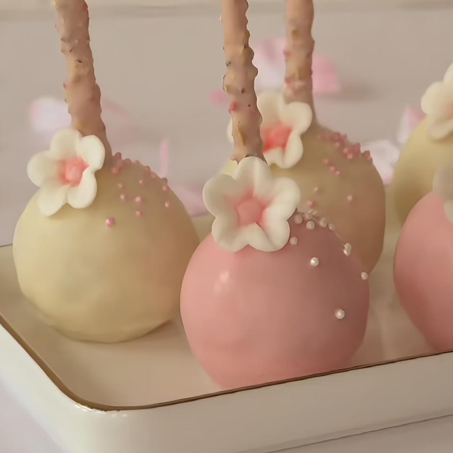 Edible Pink Pearl Sugar Sprinkles Candy 2mm Mini Pearls Cake Decorations Cupcake Toppers Cookie Decorating Perfect for Wedding Party Valentine Halloween Christmas Supplies 3OZ