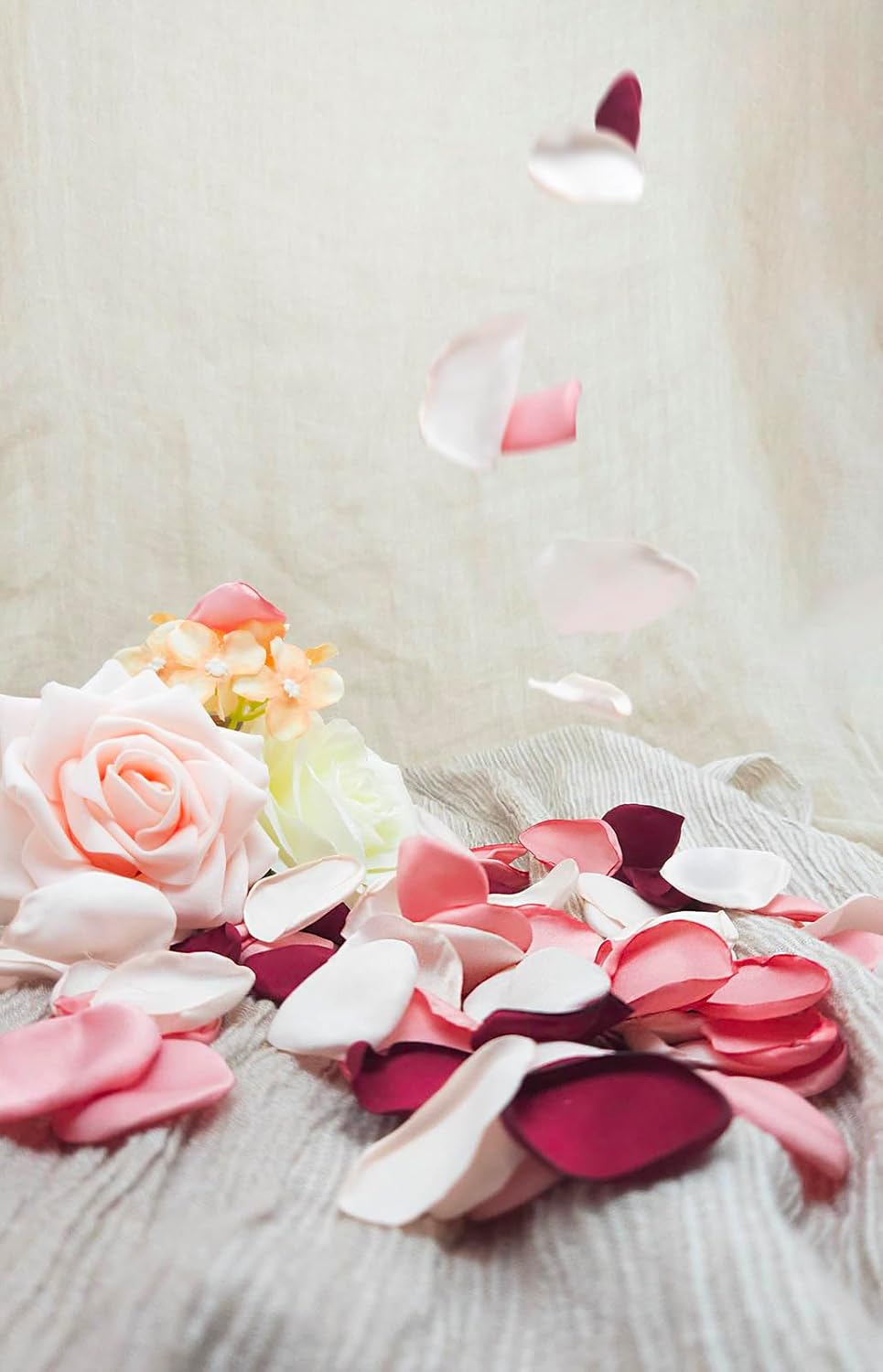 ZOOYOO 200Pcs Silk Rose Flower Petals For Valentine's Day,Wedding Flower GirlBasket,Aisle Scatter,Table Centerpieces,Romantic Night Decoration,3.5cm Each(Pink Series)