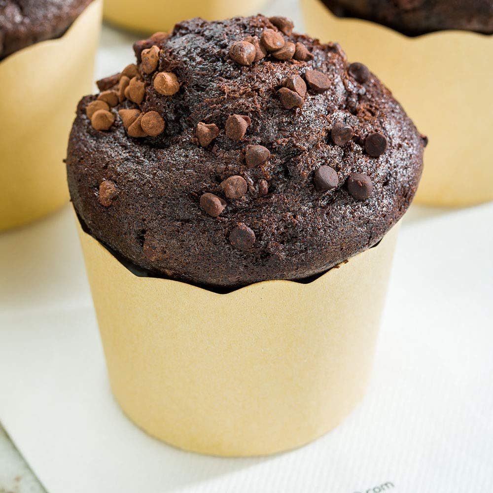 Restaurantware Panificio Premium 10 oz Kraft Paper Jumbo Baking Cup: Paper Baking Cups Perfect for Muffins Cupcakes or Mini Snacks - Scalloped - Disposable and Recyclable - 200ct Box