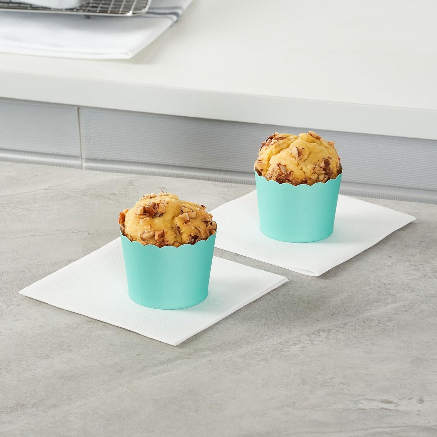 Panificio 3 Ounce Cupcake Wrappers, 200 Scalloped Baking Cups - Oven-Ready, Greaseproof, Turquoise Paper Cupcake Liners, Disposable, For Birthdays, Baby Showers, Or Weddings - Restaurantware