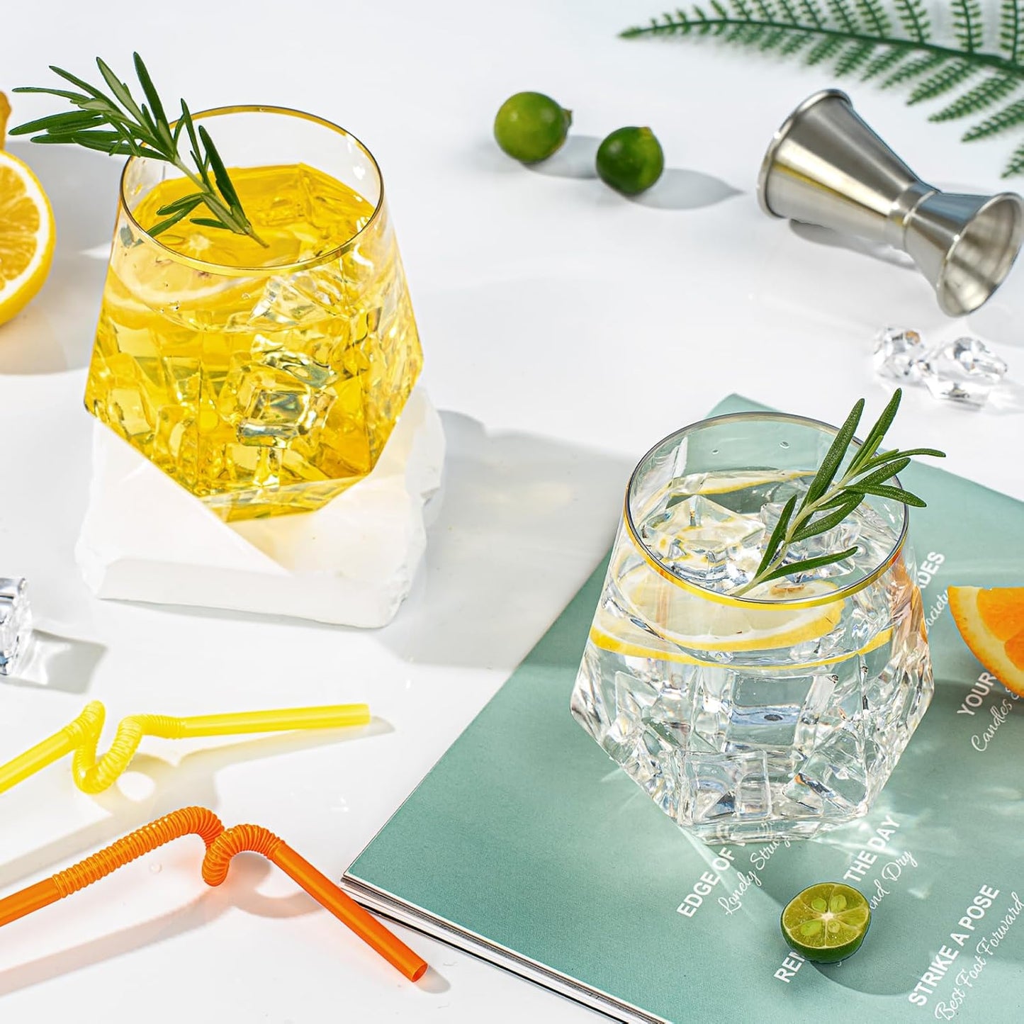 Goodluck 40 PCS Diamond Stemless Plastic Wine Whiskey Glasses, 12 Oz Disposable Cocktail Glasses, Suitable for Weddings, Birthday Parties, Family Gatherings, Bars, etc (Gold rimmed cups)