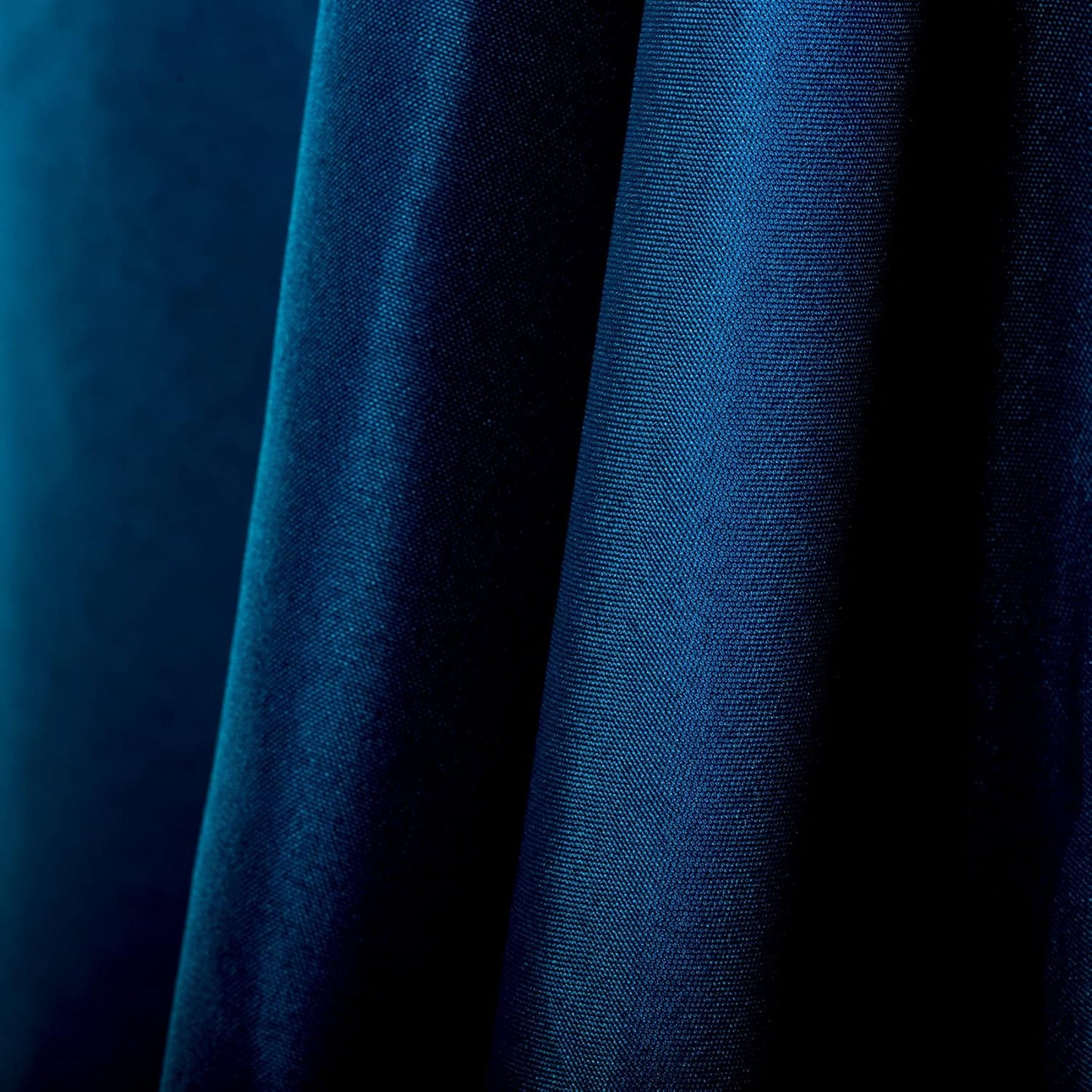 Ascoza 2pack 108 Inch Peacock Blue Round Tablecloth in Washable Polyester Fabric for Wedding/Banquet/Restaurant/Parties…