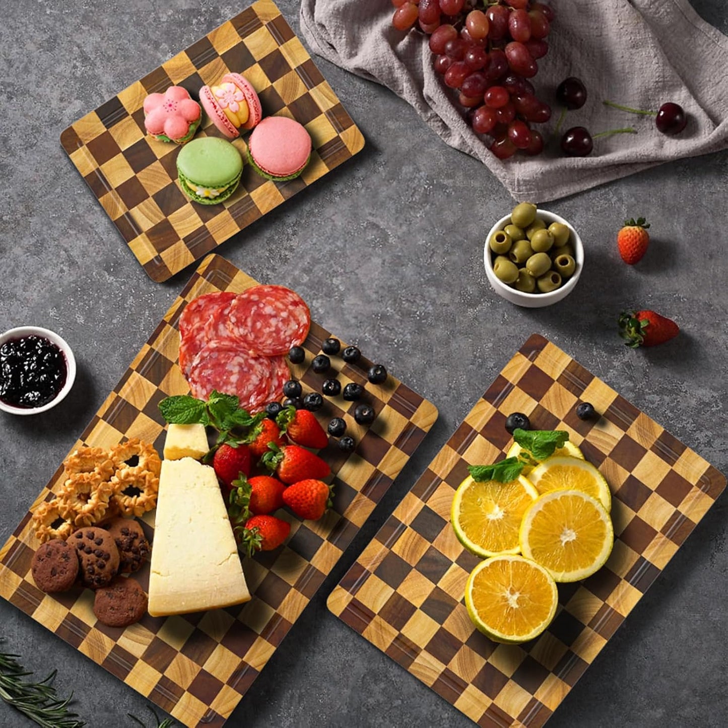 Checkered Cutting Boards for Kitchen, Wood Cutting Board Sets, Walnut Rubber & Wooden Chopping Boards with Anti-Slip Base and Guide Groove, Chessboard Carving Used for Cutting Vegetables Fruits & Meat