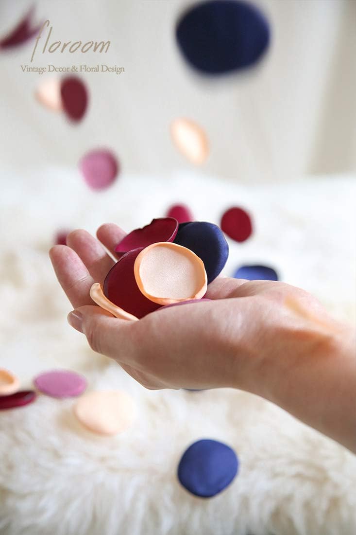 Floroom 300pcs Rose Petals Burgundy Maroon Faux Silk Flower Petals for Wedding Flower Girl Basket Aisle Runner Scatter Table Centerpieces Party Confetti Decoration Romantic Night Favors Home Decor