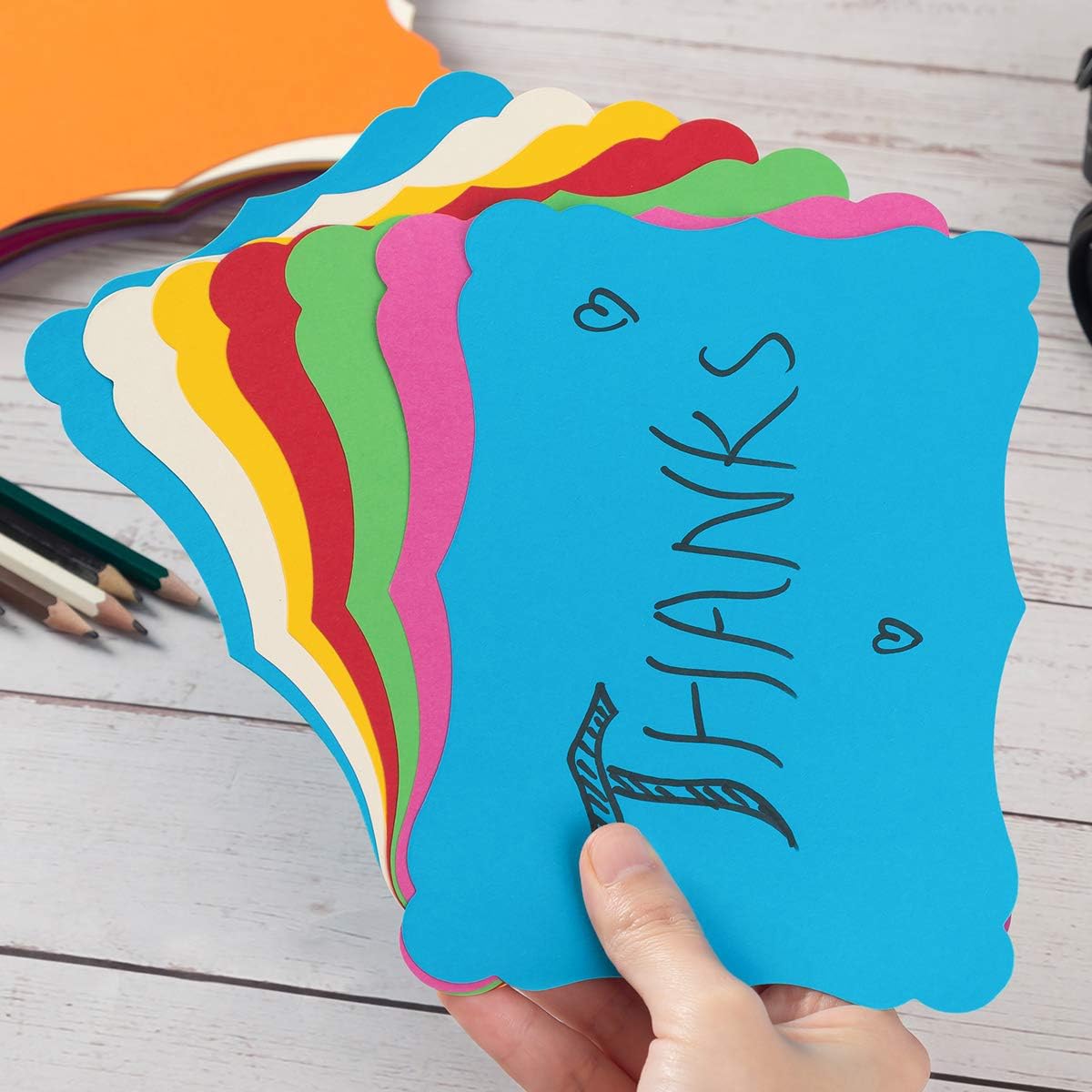 50 Pack Blank Kraft Cards Cardstock Thick Paper Brown Greeting Cards for DIY Gift Card Menus, Baby Shower and Wedding Invitations (Multicolored, 5x7IN)