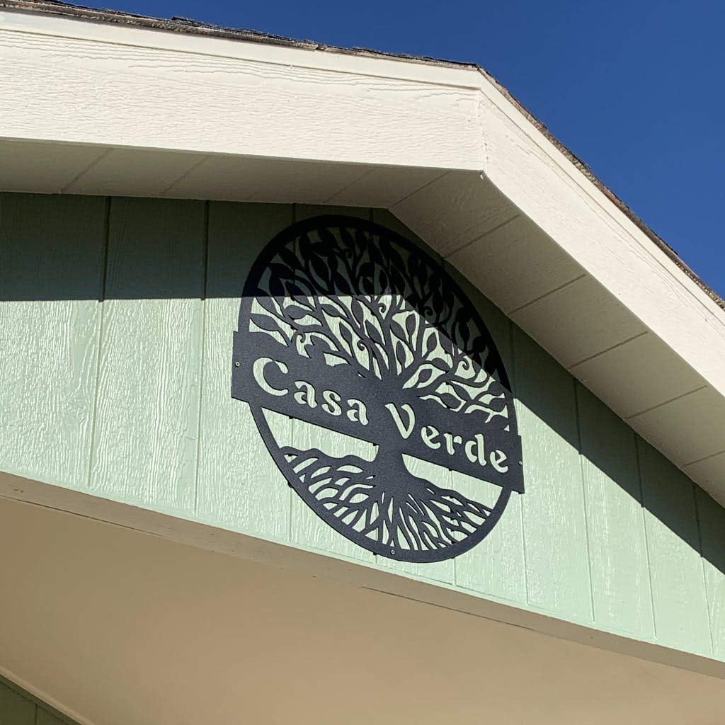 RealSteel Personalized Metal Wall Art - Custom Tree of Life Design with Family Name - Circular Metal Sign - Personalized Wedding, Anniversary, or Housewarming Gift (30")