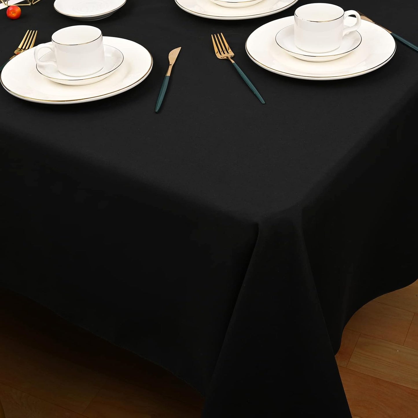 10 Pack Polyester Tablecloth, 60 x 102 Inch Black Polyester Table Cloth for 6 Feet Rectangle Tables, Stain and Wrinkle Resistant Washable Table Cover for Kitchen Wedding Banquet Restaurant Party
