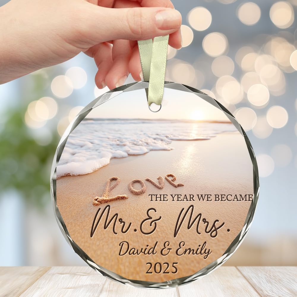 Personalized Wedding Christmas Ornaments - Mr And Mrs Ornament, 2025 Wedding Ornament - Engagement Gifts For Couples - Gifts For Newly Engaged Couples
