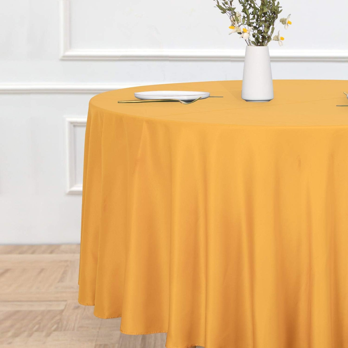 sancua Round Tablecloth - 108 Inch - Water Resistant Spill Proof Washable Polyester Table Cloth Decorative Fabric Table Cover for Dining Tables, Buffet Parties and Camping, Gold