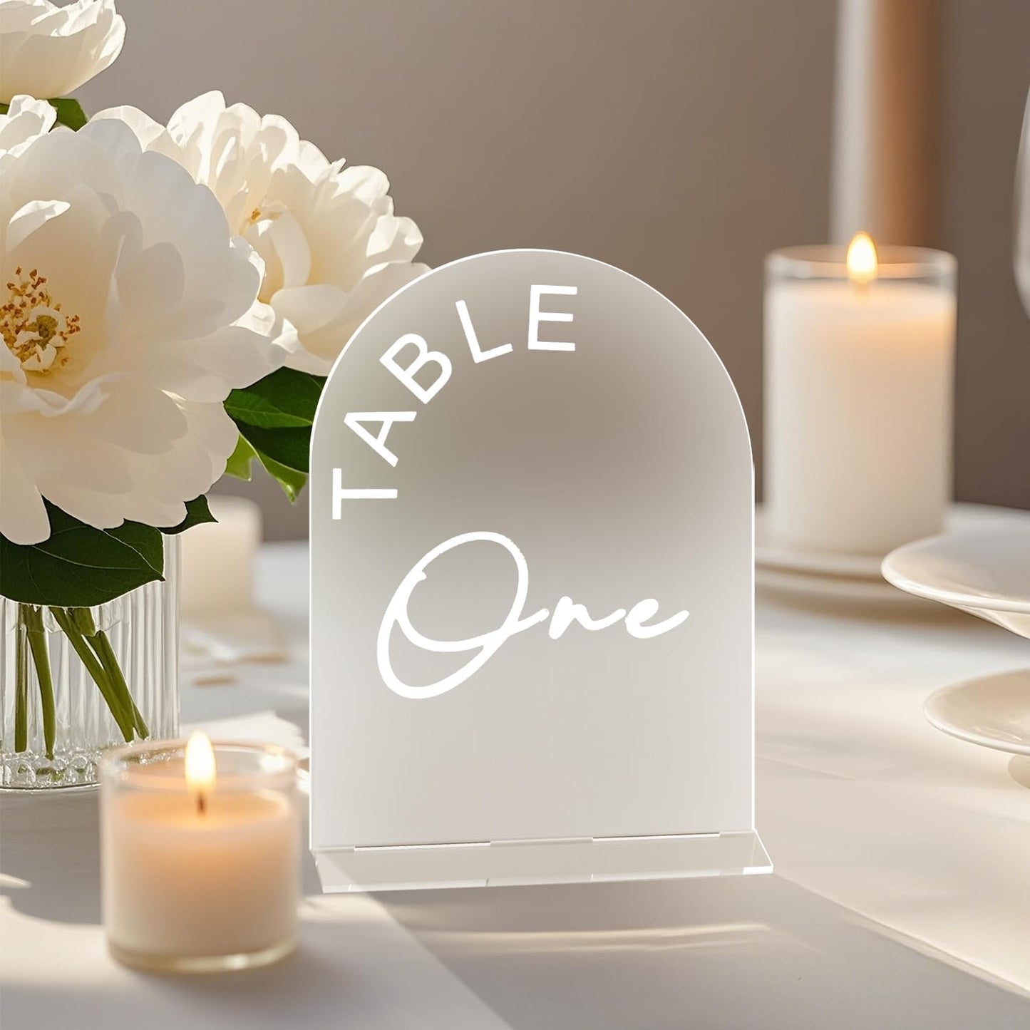 Frosted Arch Wedding Table Numbers 1-25 with Stands, 5x7 Inch Acrylic Arch Sign with Holder for Wedding Reception Table Centerpiece Decoration