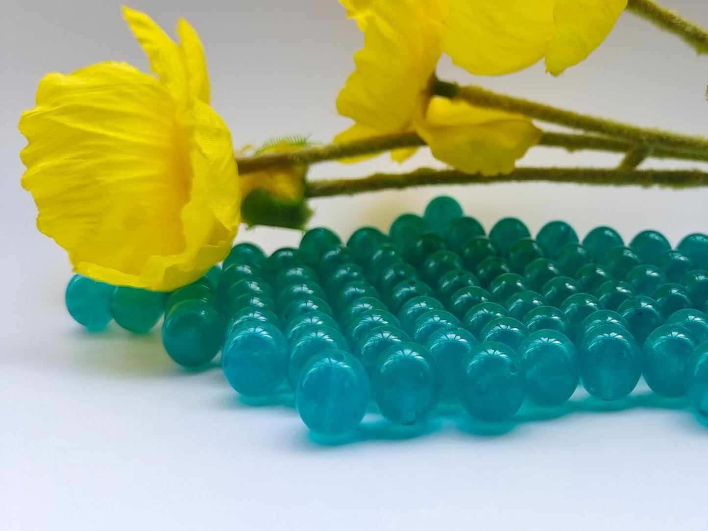 Stone Beads 10mm 60pcs Lake Blue Chalcedony Beads Round Loose Gemstones Beads for Bracelet Necklace Jewelry Making (10mm, 61017 Lake Blue Chalcedony)
