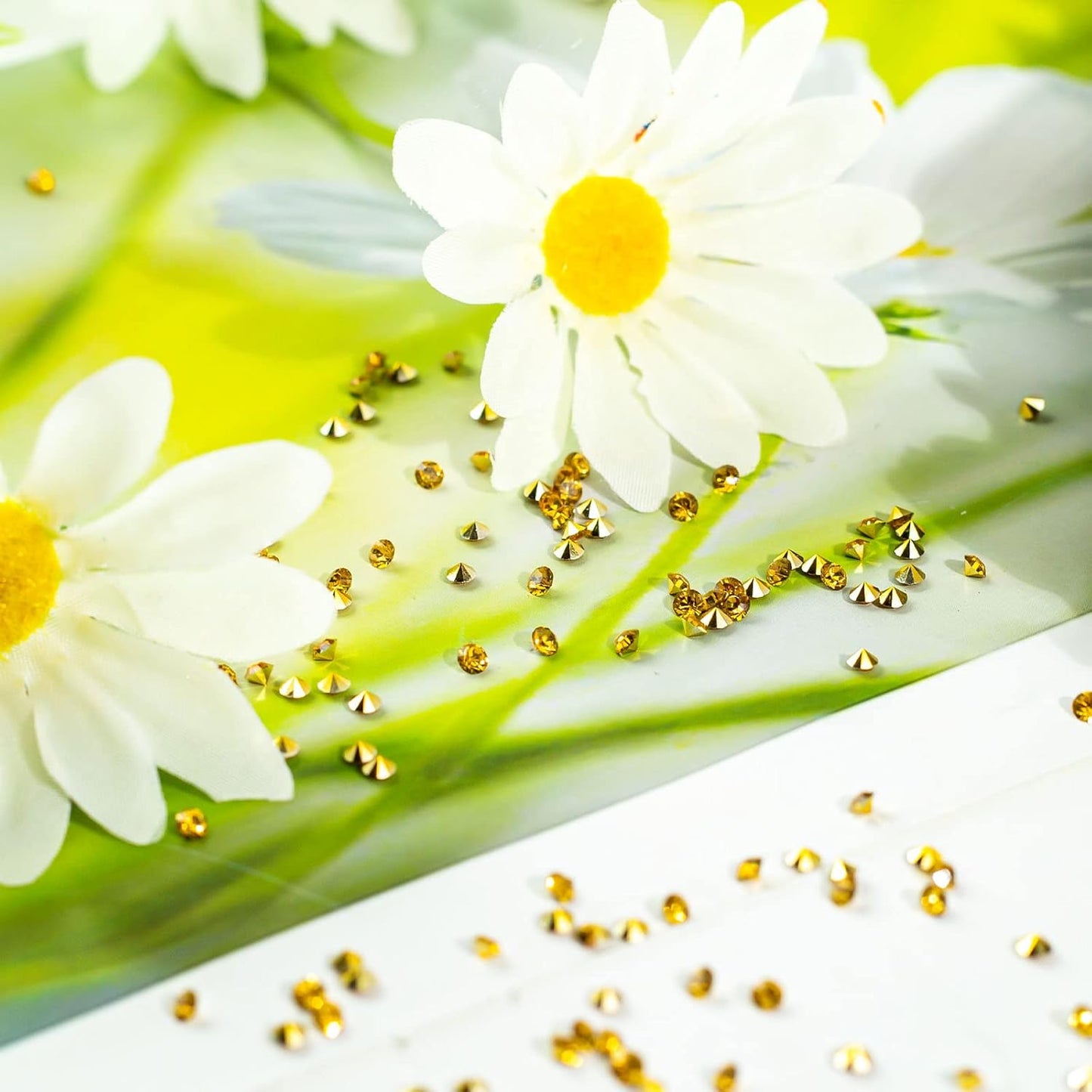 FUTUREPLUSX 28000PCS Fake Diamonds, 3mm Gold Acrylic Crystals Diamond Decorations for Vase Fillers Party Table Scatters Craft Rhinestones Wedding Decor