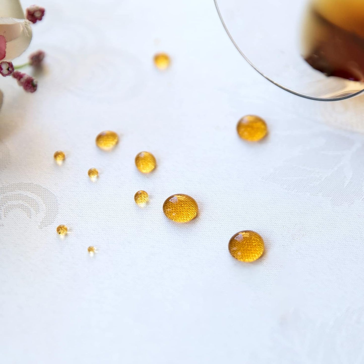 White lace Premium Round Farmhouse Table Runner Waterproof OilProof SpillProof AntiShrink Soft Wrinkle Resistant Decorative Fabric Table Cover Kitchen Dinning Party Wedding Banquet