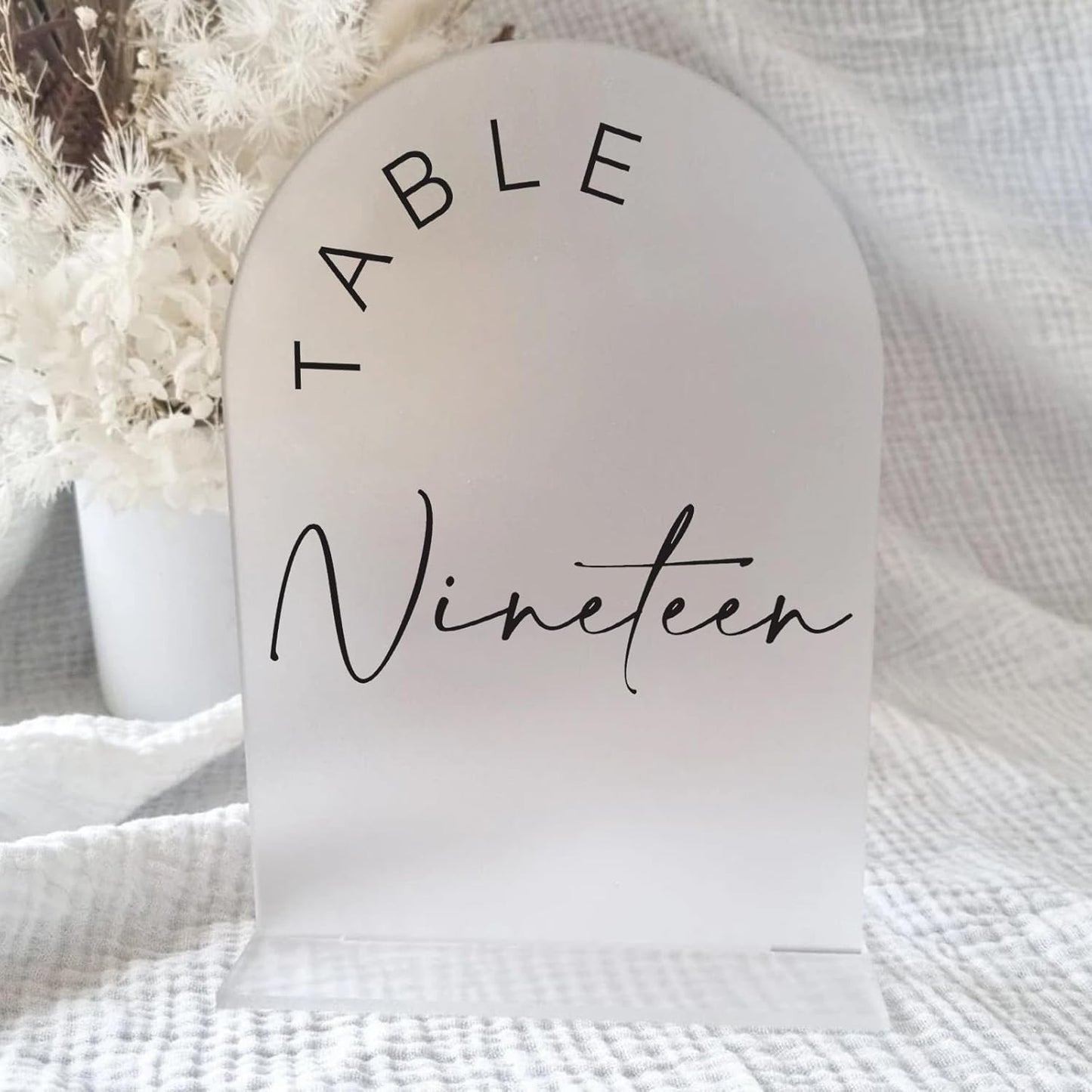 JINMURY Frosted Arch Wedding Table Numbers 1-10 with Stands, 5x7 Inch Frosted Arch Acrylic Sign with Black Letters, Arched Acrylic Table Numbers for Wedding Reception