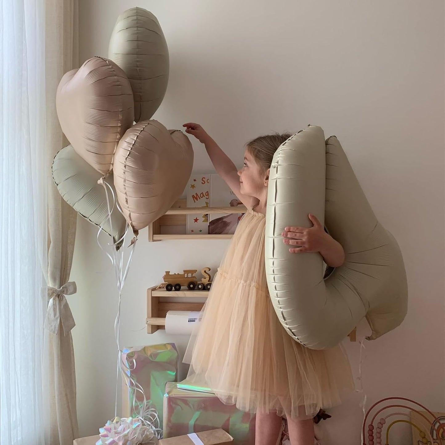 Cream White Beige Heart Balloons,12Pcs Caramel Sand White Heart Shaped Foil Balloons,18Inch Retro Apricot Helium Polyester Film Balloon for Baby Shower Birthday Anniversary Wedding Party Decorations