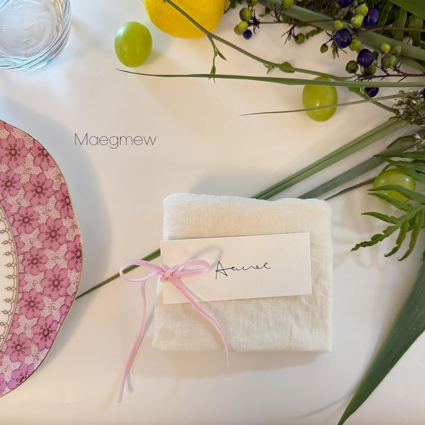 50 Pcs Place Cards for Table Setting -3.94"X1.57" Table Place Cards with Velvet Ribbon,Name Cards for Wedding Dinner Party Events (Pink)