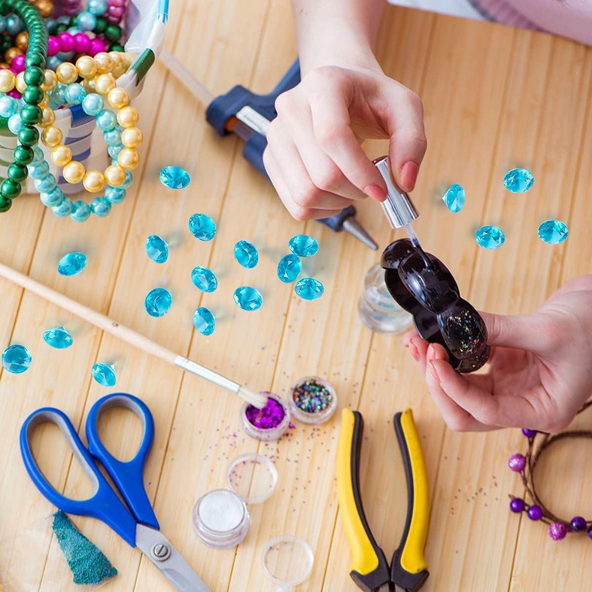 Acrylic Diamond Fake Gems Vase Filler, Babenest 240pcs 3/4 Inch Faux Diamonds Crystals Jewels for Table Scatters Wedding Party Event Arts & Crafts Birthday Decoration Favor (Baby Blue)