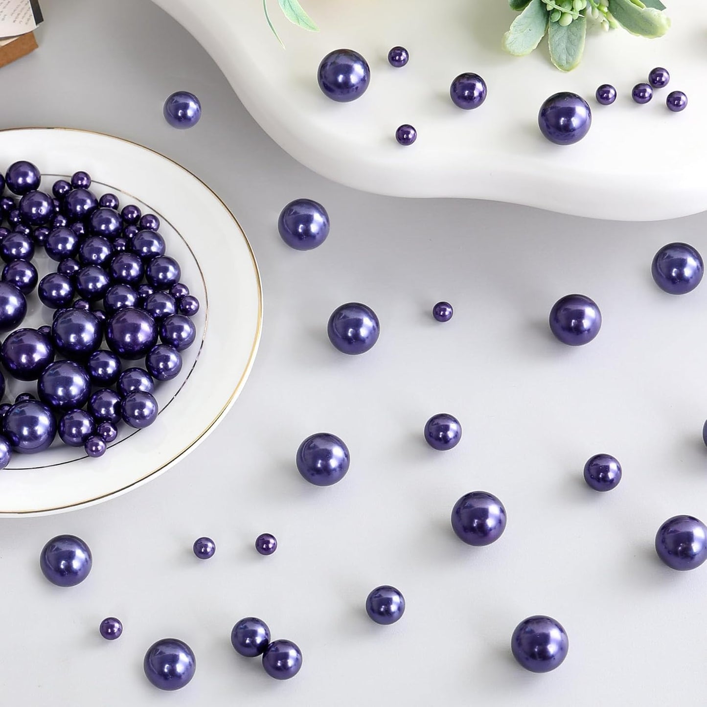 260Pcs Dark Purple Glossy Beads for Centerpiece Decor, Artifical Pearls Vase Filler, No Hole Round Pearl Beads for Wedding Birthday Christmas Party Home Decor(18mm 14mm 6mm)