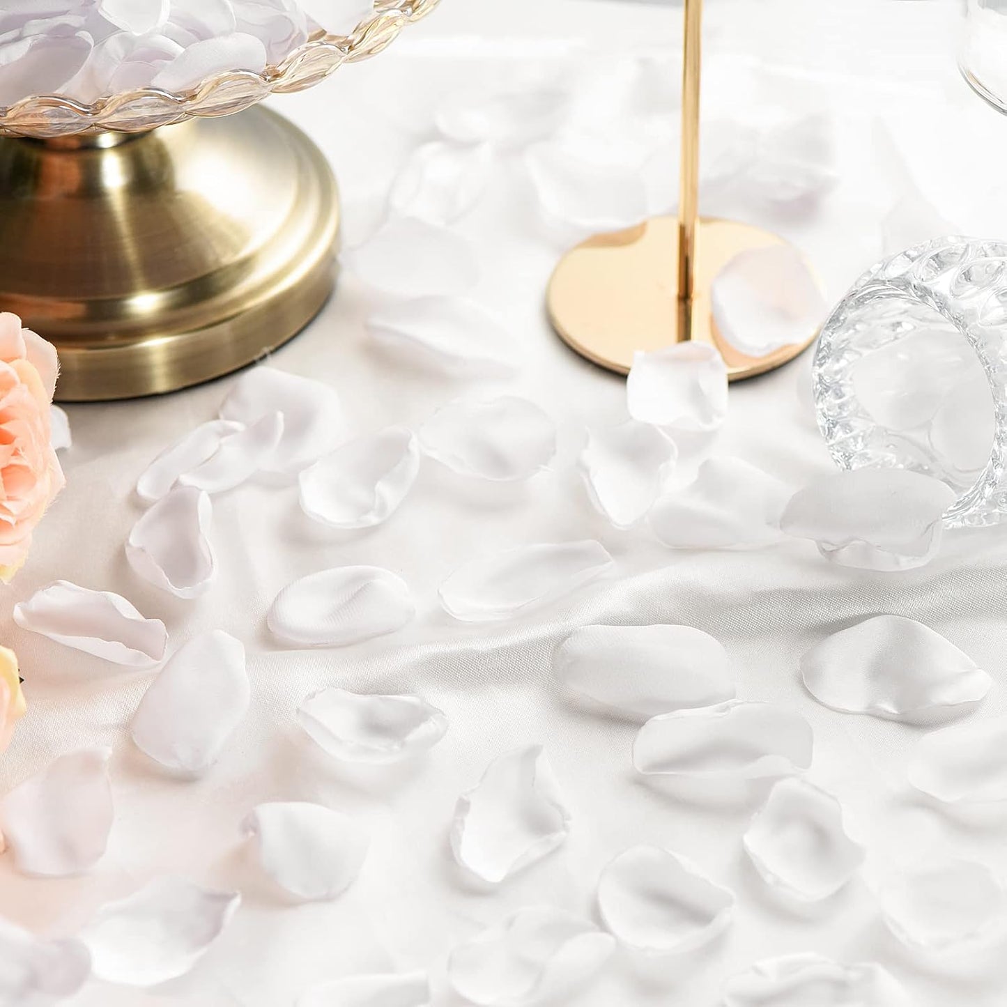 Artificial White Rose Petals 300pcs Silk Rose Petals Fake Flower Petals for Wedding Flower Girl Basket Valentines Day Anniversary Proposal Ceremony Romantic Night Party Decoration (White)