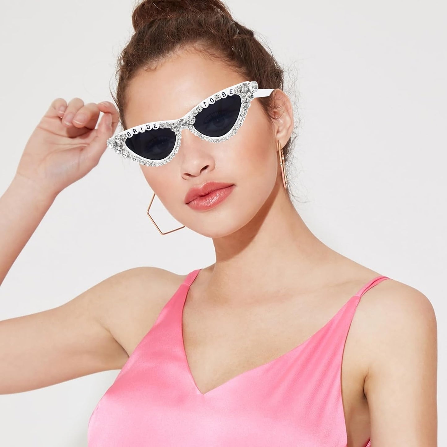 Bride Sunglasses for Bachelorette White Heart Glasses for Bride to Be Gift, Bachelorette Accessories Party Favors