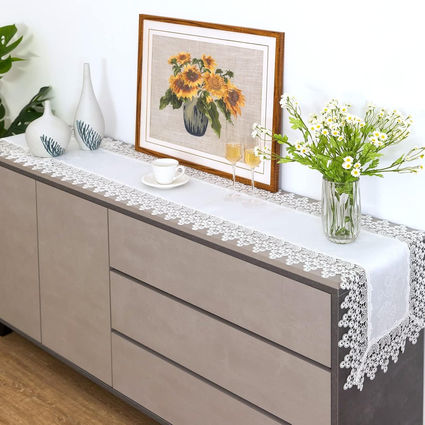 White lace Premium Rectangle Farmhouse Table Runner Waterproof OilProof SpillProof AntiShrink Soft Wrinkle Resistant Decorative Fabric Table Cover Kitchen Dinning Party Wedding Banquet