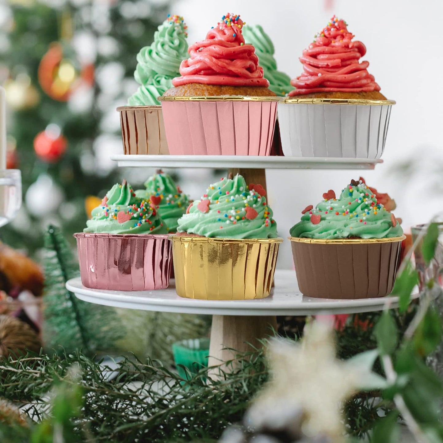 Foil Cupcake Liners with Lids 100Pack,Free-Air 3.5Oz Mini Muffin Liners Cupcake Baking Cups,Disposable Muffin Tins Cupcake Wrappers for Wedding Birthday Party, with Spoons-Champagne