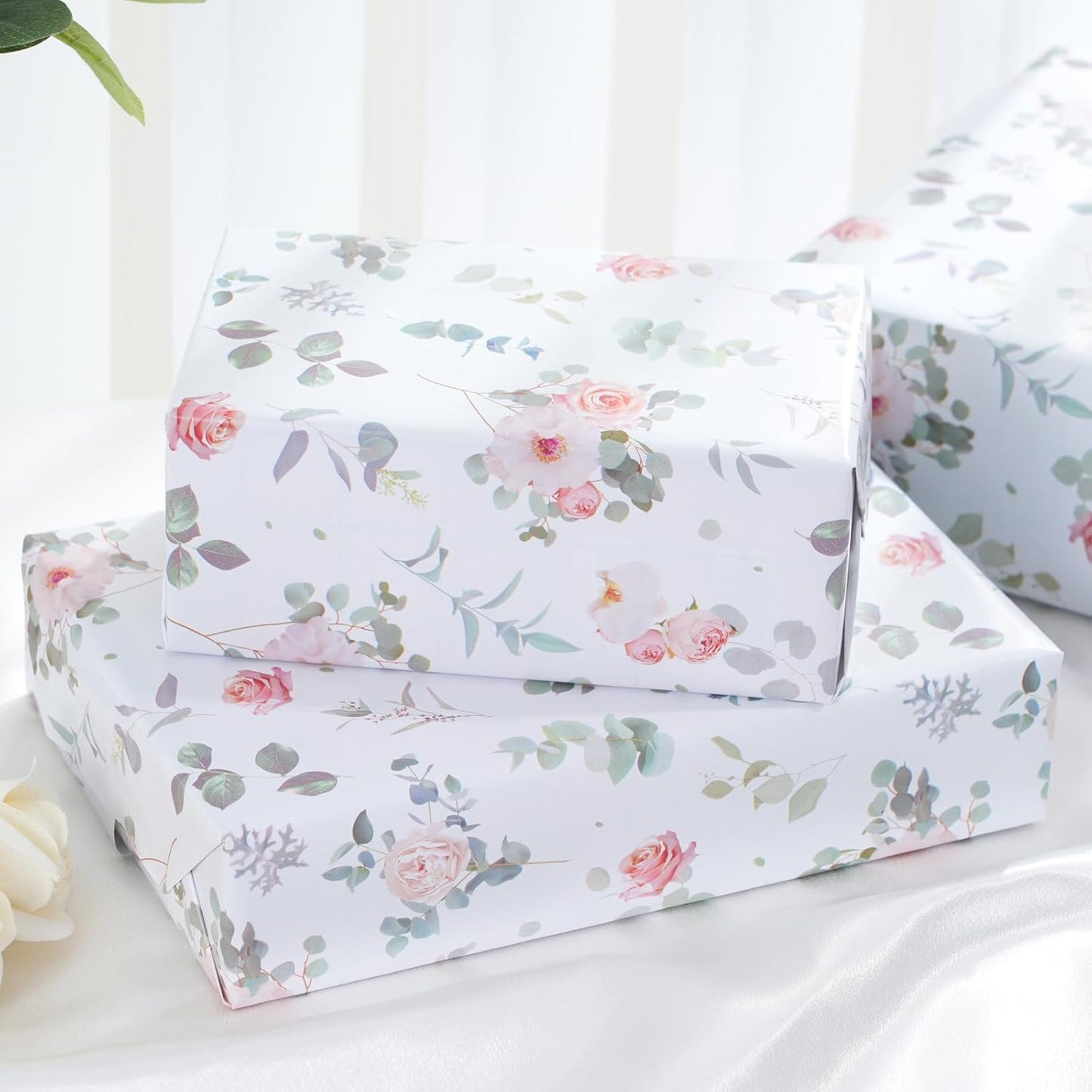 Ulmasinn Floral Wrapping Paper Roll - 17 Inches x 33 Feet - Vintage Romantic Rose Flower Gift Wrap with Cut Lines for Wedding, Birthday, Bridal Shower, Mother’s Day
