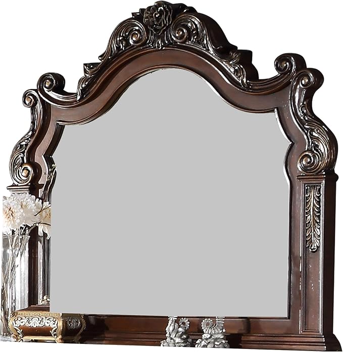 First of a Kind Santa Monica Traditional 4 Piece Queen Bedroom Set - Image 4