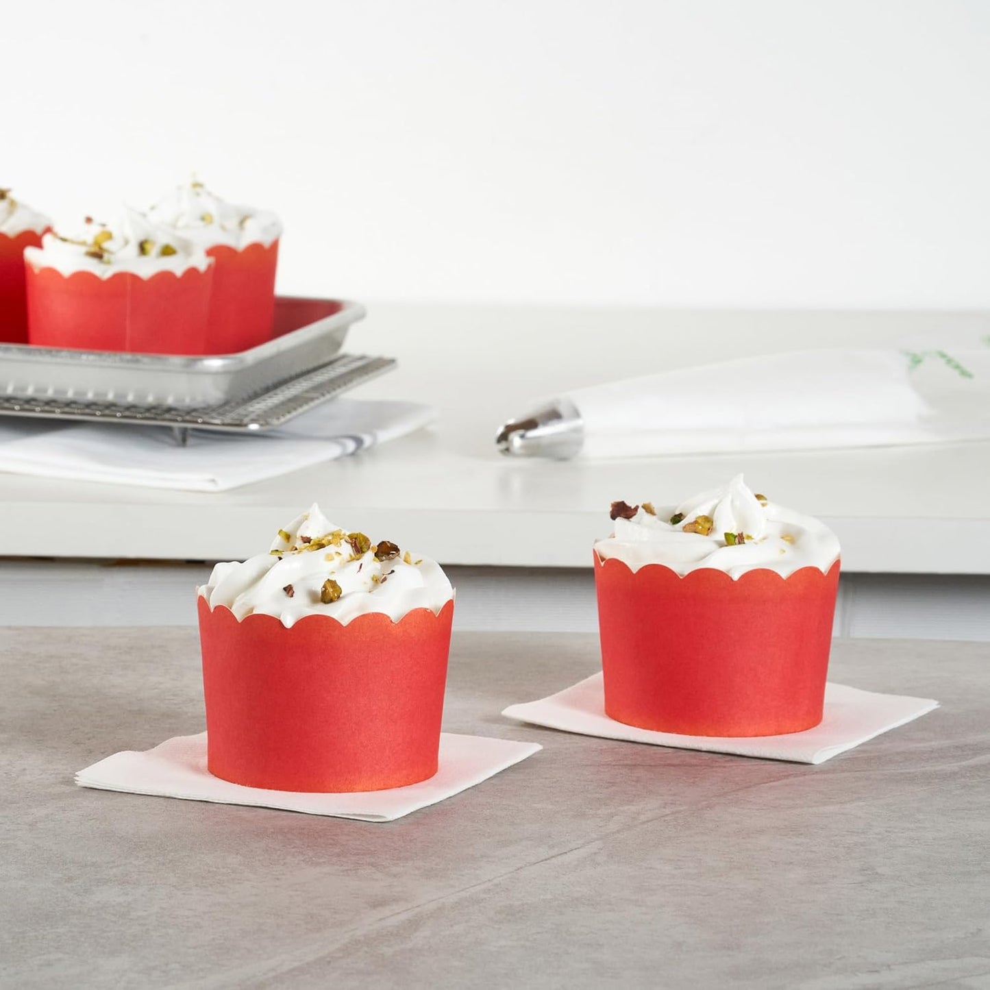Panificio 10 Ounce Cupcake Wrappers, 200 Scalloped Baking Cups - Oven-Ready, Greaseproof, Red Paper Cupcake Liners, Disposable, For Birthdays, Baby Showers, Or Weddings - Restaurantware