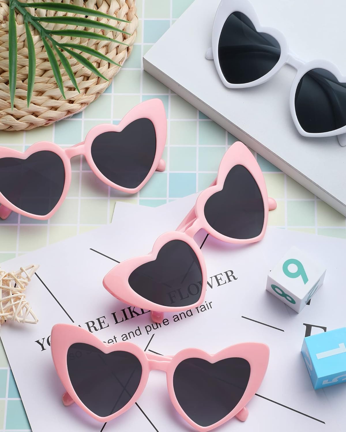 Flutesan 20 Pairs Retro Heart Sunglasses Vintage Cat Eye Heart Glasses Women Bachelorette Bride Sunglasses Bulk