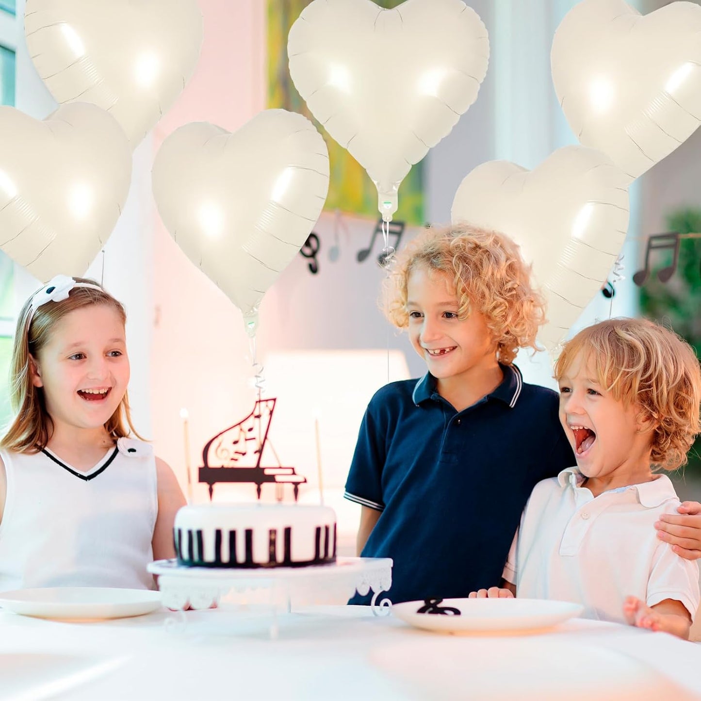 24 Pcs Cream Heart Balloons,18 inch Heart Shape Foil Balloons Love Balloons Valentine Balloons for Birthday Party Wedding Engagement Party Baby Shower Valentine Day Decorations (Cream)