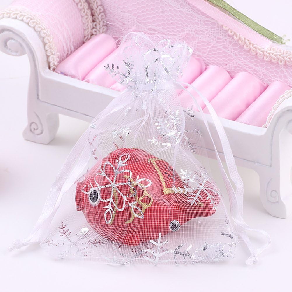 Wudygirl 100pcs 5X7 Inches Xmas Drawstring Organza Bag Snow White Pouches Party Wedding Favor Seashell Chocolates Bags (100pcs Snowflake 5x7) (Snowflake)