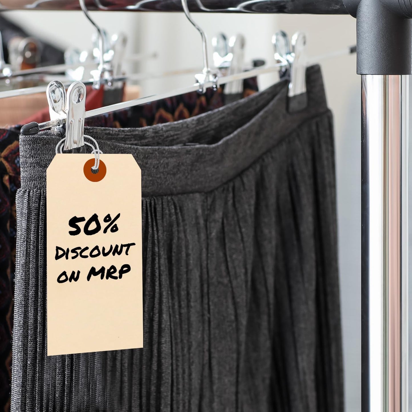 SmartSign Blank Shipping Tags with Pre-Attached Loop Strings, Size-6, Pack of 1000, 10pt Thick Manila Cardstock Tag, 5.25 x 2.625 inch Paper Hang Tags with Reinforced Fiber Patch