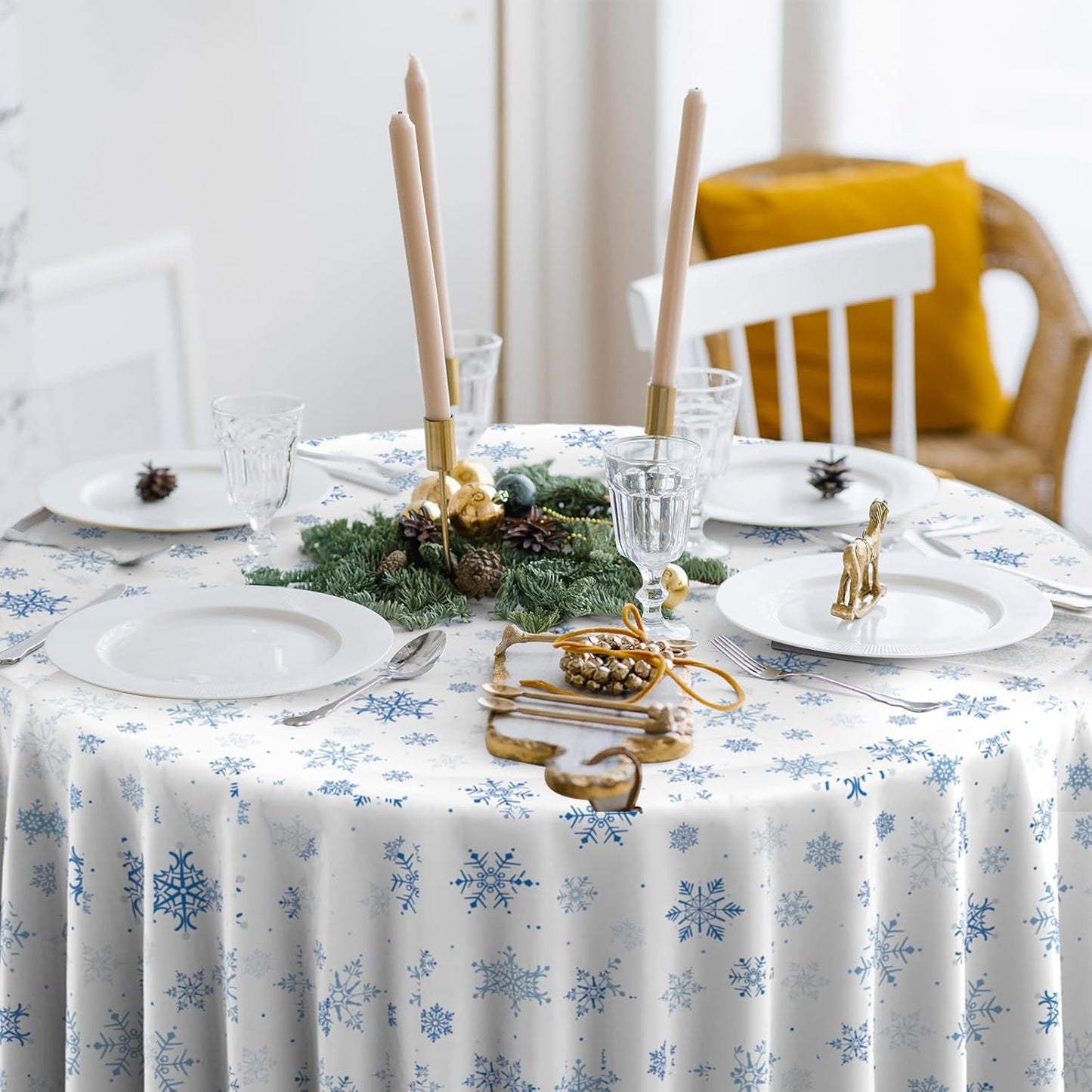 3 Pieces Christmas Snowflake Plastic Party Tablecloth Decorations,Disposable Blue Snowflake White Xmas Round Table Cover Backdrop for Winter Christmas Holiday Party Supplies,84 inch (Blue White)