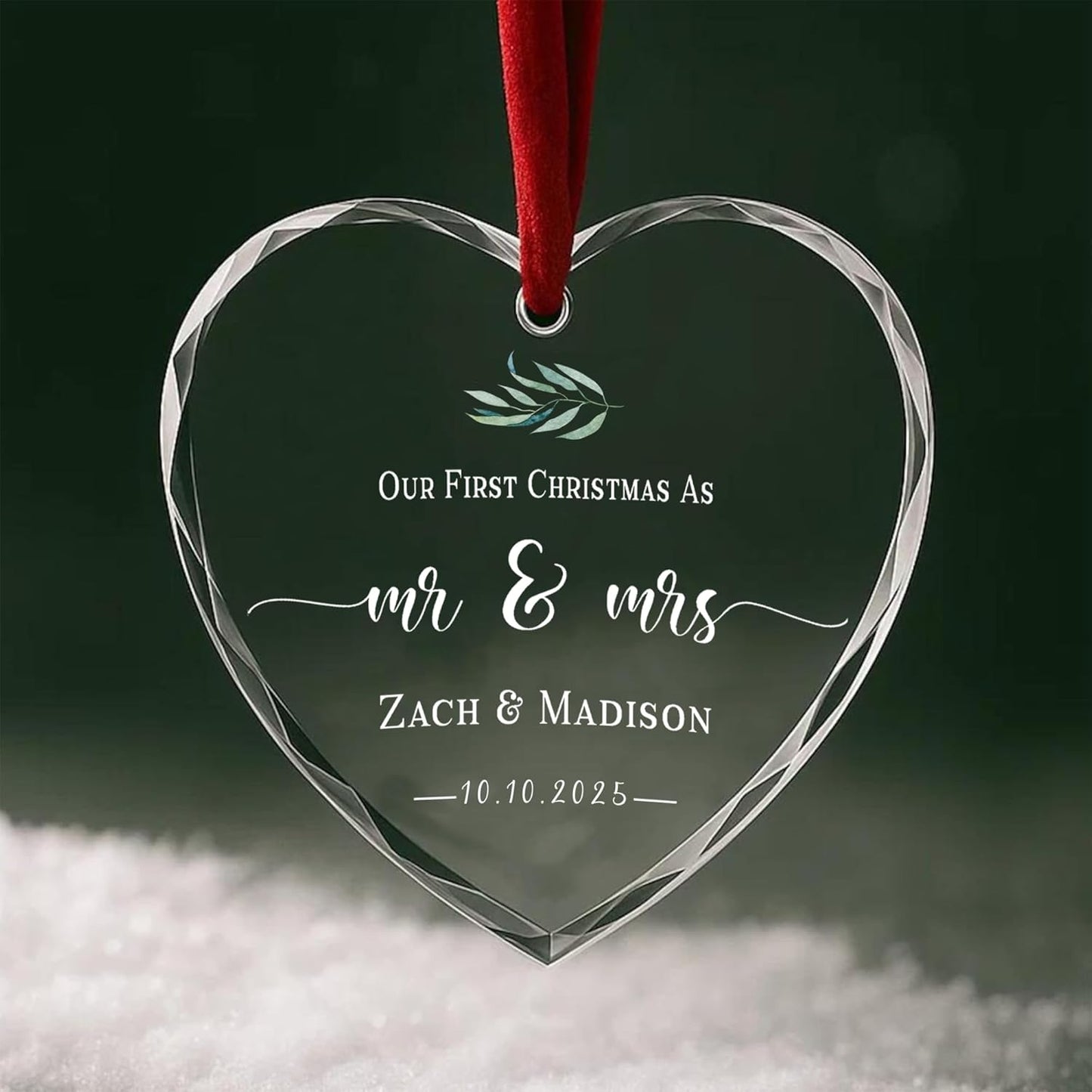 Personalized Glass Ornament 2025 for Married Couples with Name, Custom Wedding Keepsake Gift for Newlyweds, Anniversary or Christmas Décor, Mr and Mrs Ornament A3