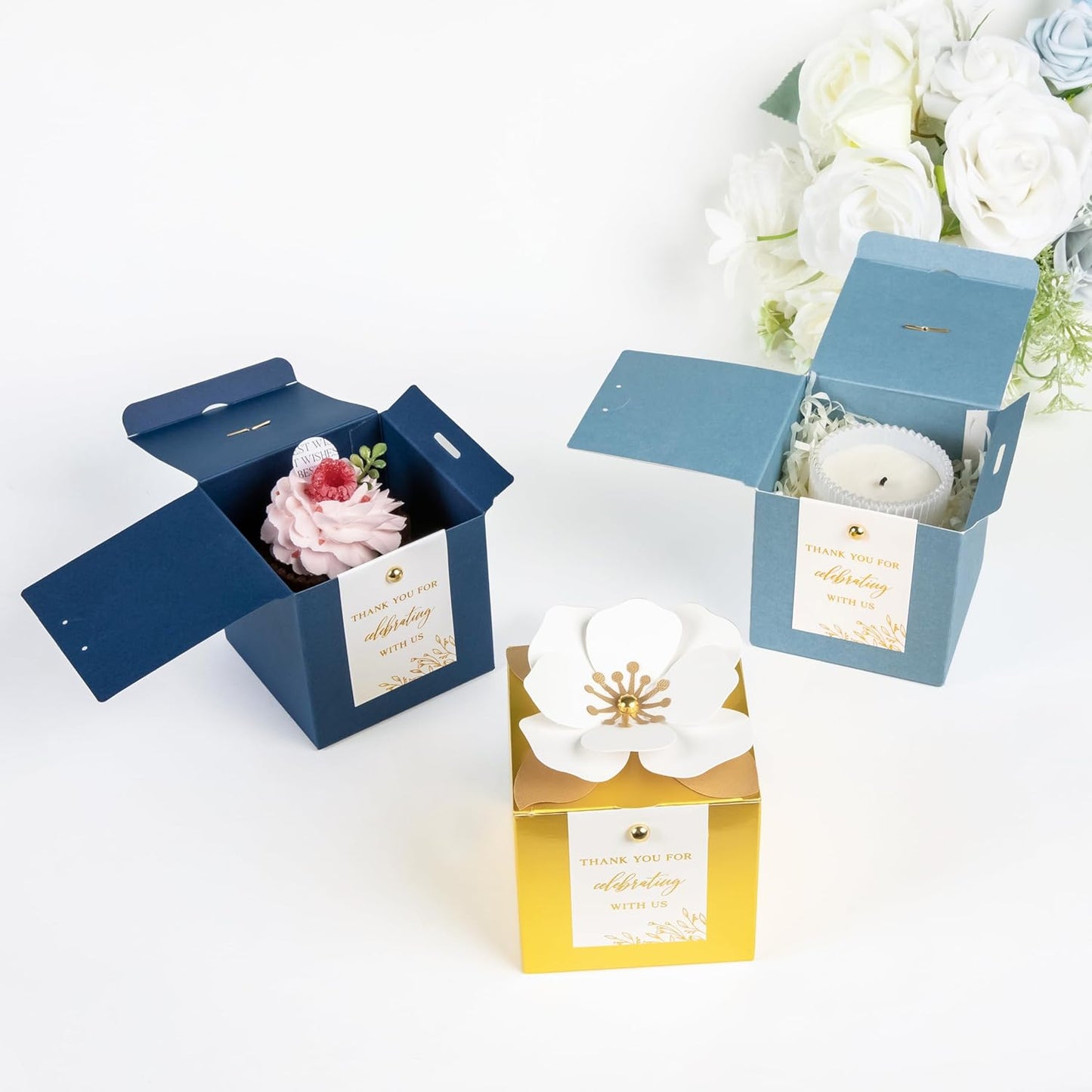 FEIYI 20 PCS Dusty Blue Gift Boxes, 3 In 1 Favor Boxes with Floral Decor, White Thank You Tags Cupcake Containers Gift wrapping for Wedding, Baby Shower, Birthday, Decorations Party - 3.55x3.55x3.55