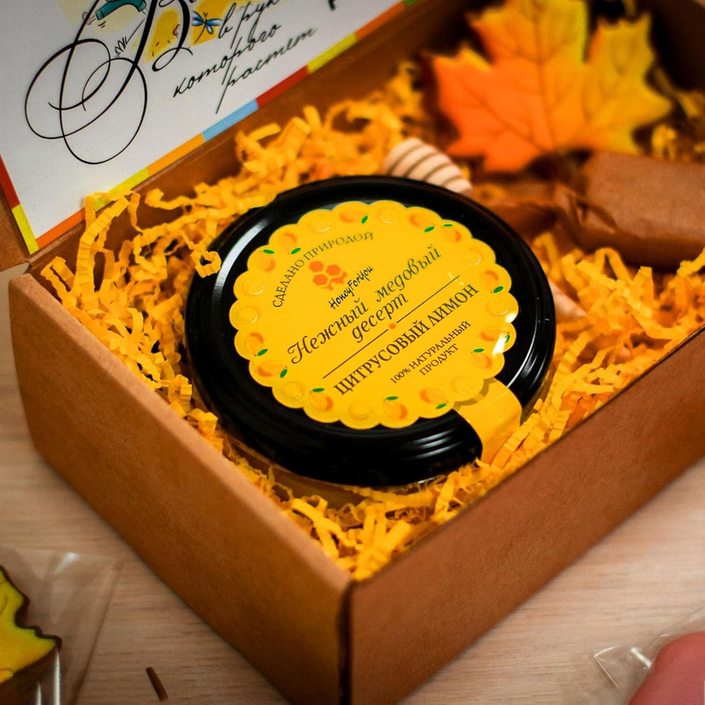 Zankubom 1 LB Crinkle Cut Paper Shred Filler Great for Gift Wrapping, Basket Fillers, Birthday, Gift Wrapping, Anniversary, Halloween Christmas Party Decor Filling Supplies Black Gold