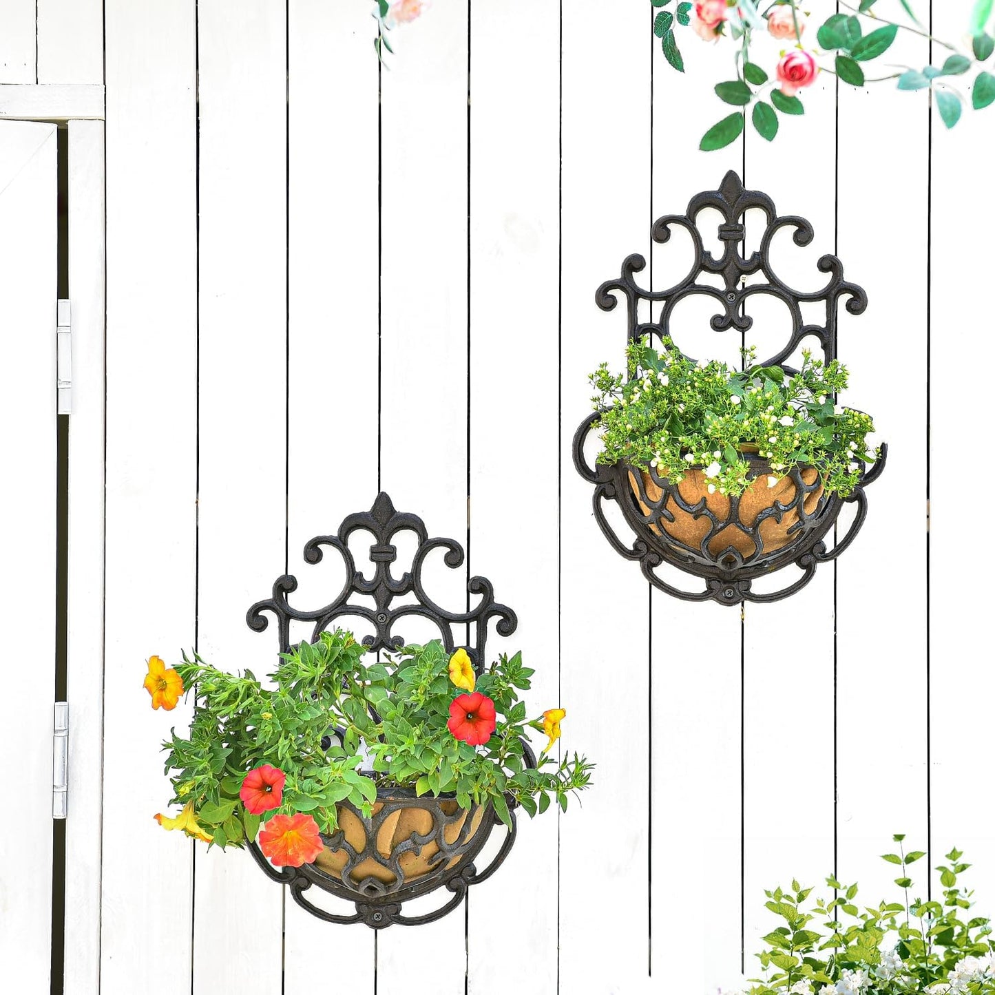 Sungmor 2 Pack Wall Hanging Planter Basket with Fabric Liner, Antique Victoria Style Cast Iron Wall Planter Holder, Outdoor Railing Fence Balcony Metal Hanging Basket Half Round Flower Pots