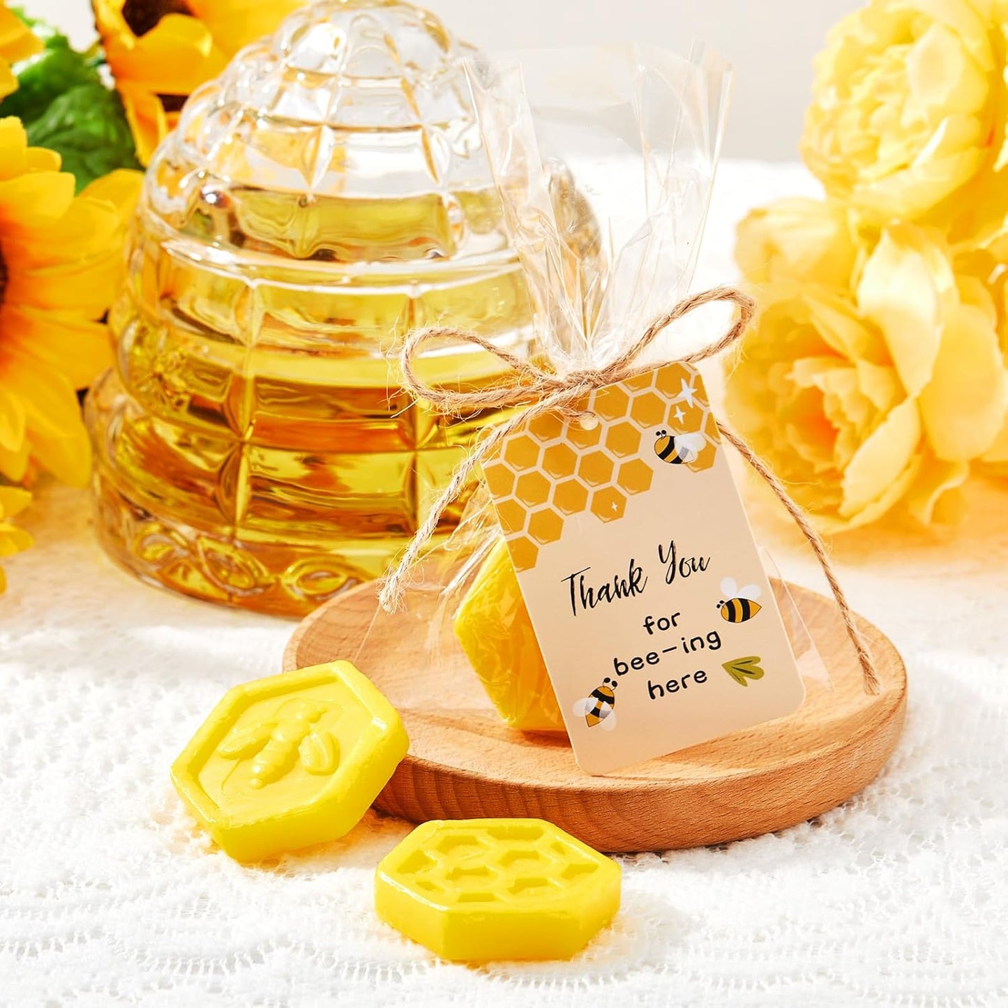 12 Set Baby Shower Favors Bee Party Favors Including Honeycomb Soap with Thank You Card Gift Honey Soap for Guest Gender Reveal Honey Gift Birthday Party Decorations (Yellow)