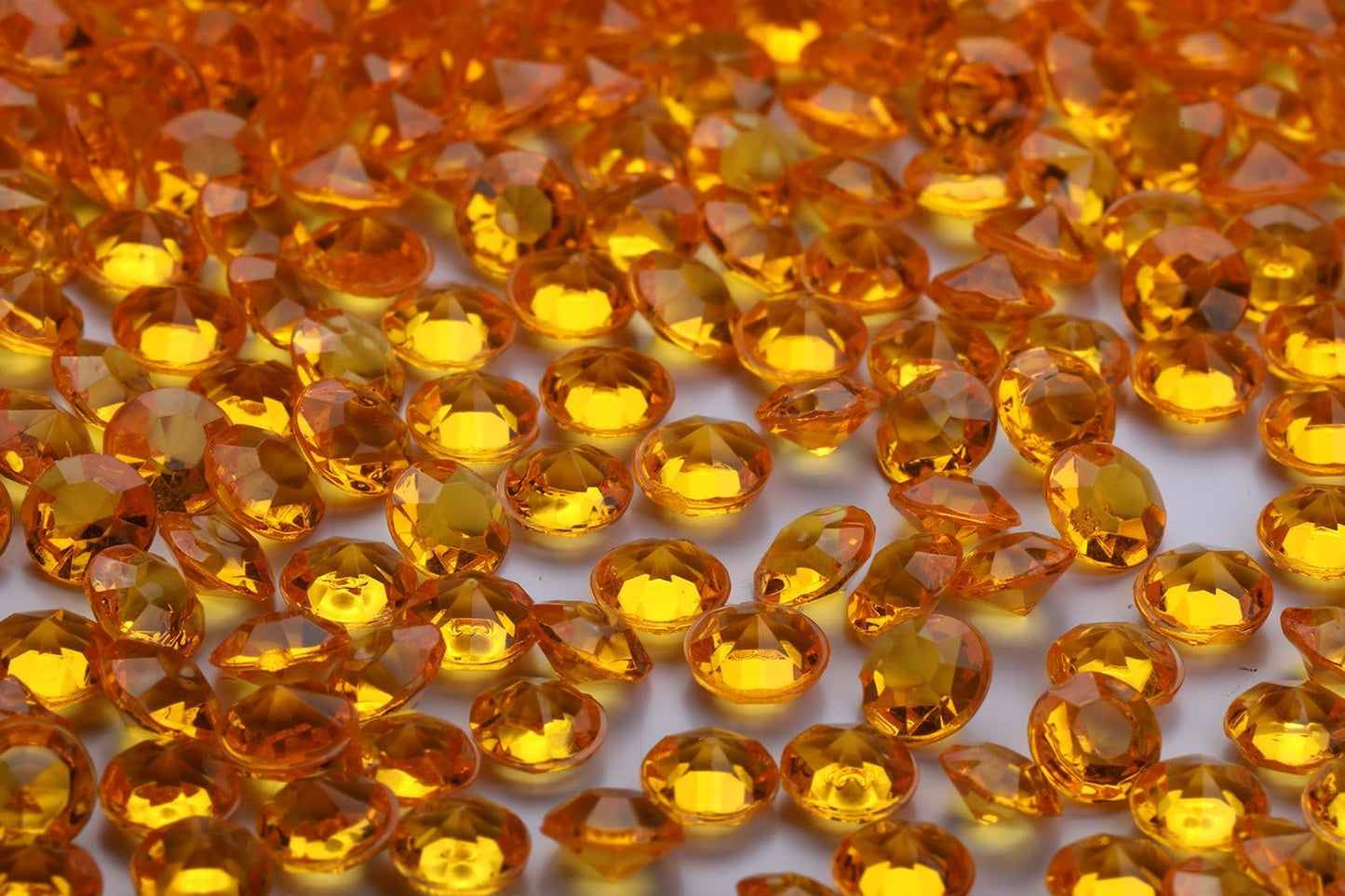 5000 pcs/Pack Wedding Table Scatter Confetti Crystals Acrylic Diamonds 6 mm Rhinestones for Wedding, Bridal Shower, Vase Beads Decorations (6mm, Bisque)