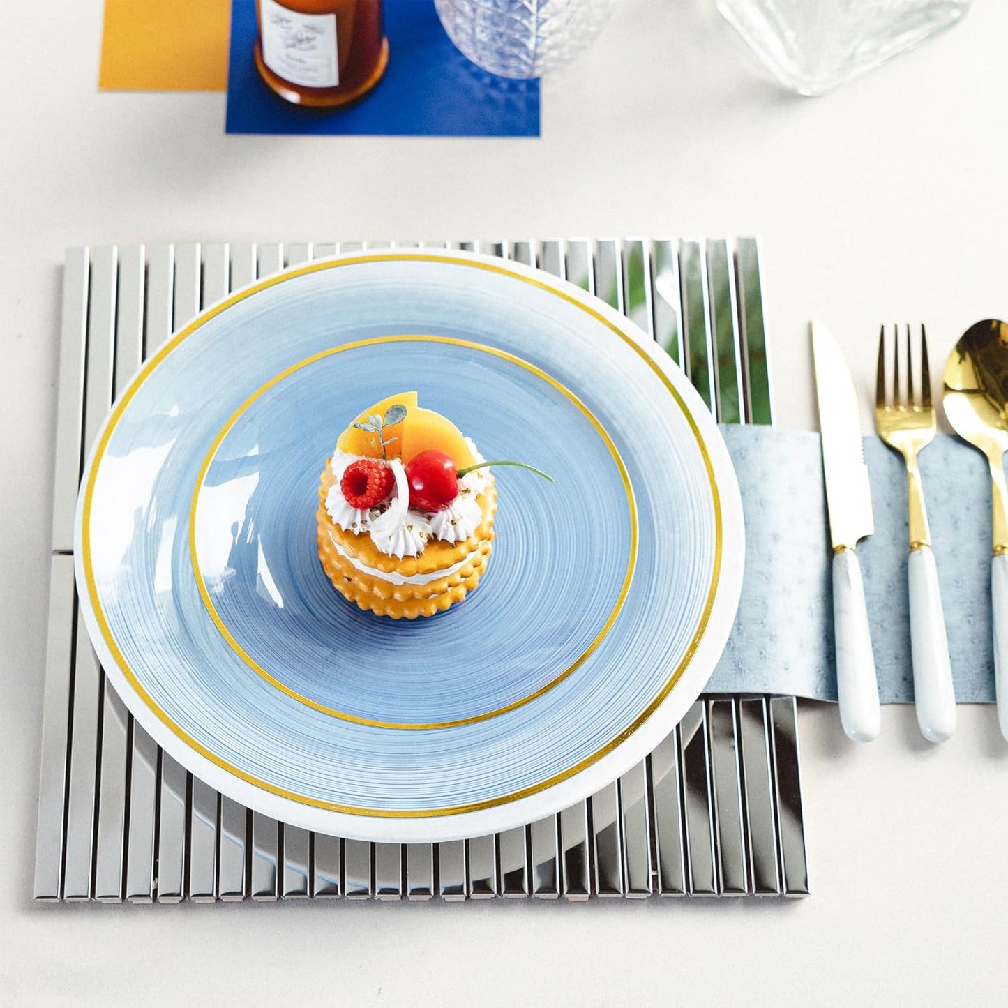 100PCS Transparent Blue Gold Plastic Plates, 7 Inch Heavy Duty Disposable Dessert Plate with Gold Rim, Round Appetizer/Salad Plates for Wedding, Party, Camping, Picnic