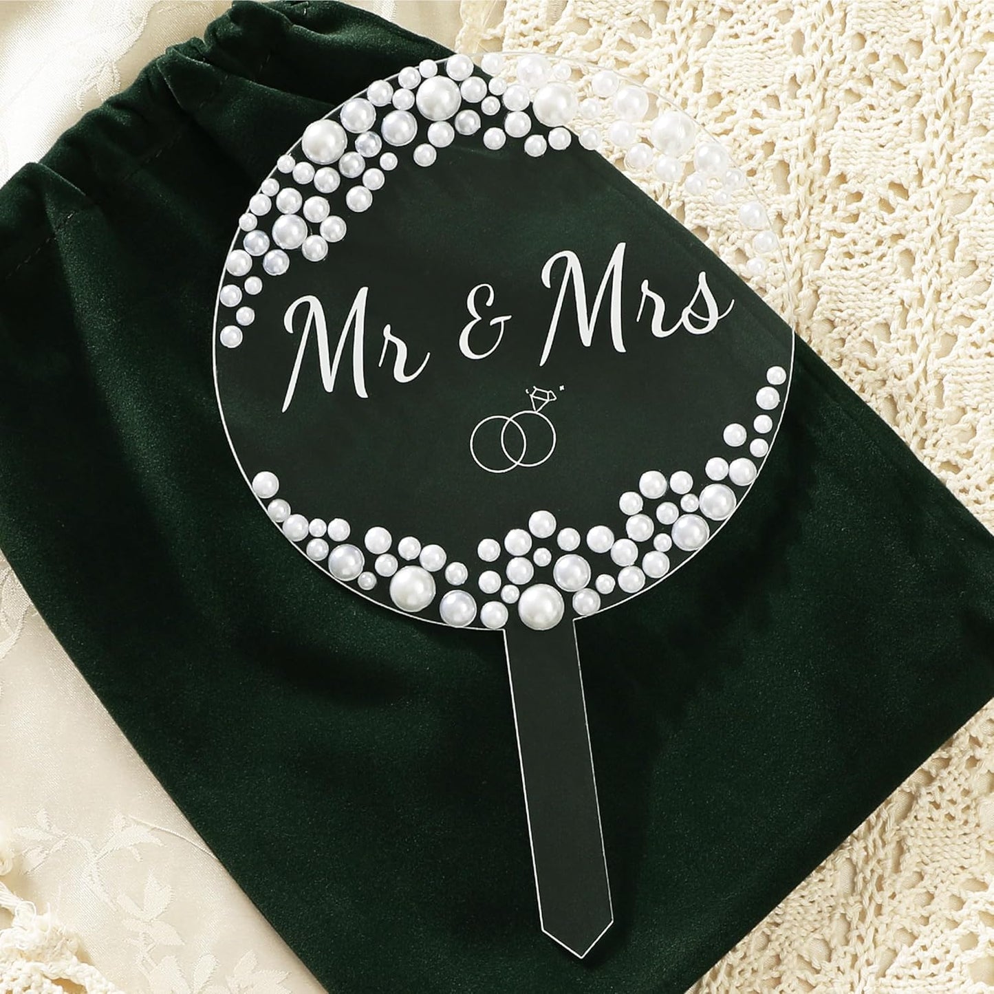 Coucoland Mr and Mrs Cake Topper - Round Acrylic Wedding Cake Decor with Elegant Pearls for Engagement Bridal Anniversary