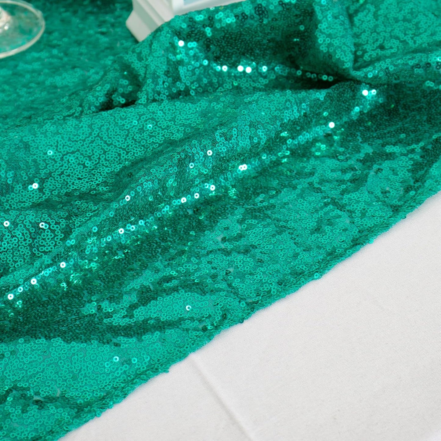 ShinyBeauty Sequin Tablecloth Square 54x54-Inch Green Table Cloths for Round Tables Christmas Green Sequin Fabric Table Overlay Glitter Tablecloths Linen for Party Small Square Wedding