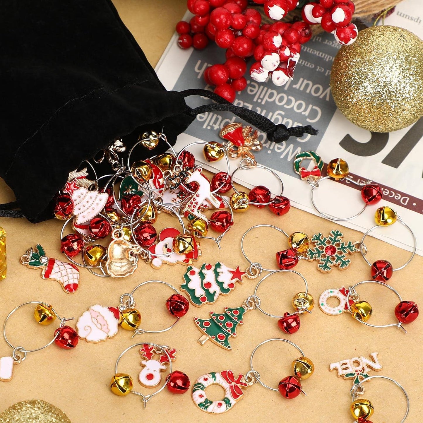 SANNIX 24pcs Christmas Wine Glass Charms - Identification Markers for Stem Glasses, Wine Tasting Party Favors & Holiday Decorations