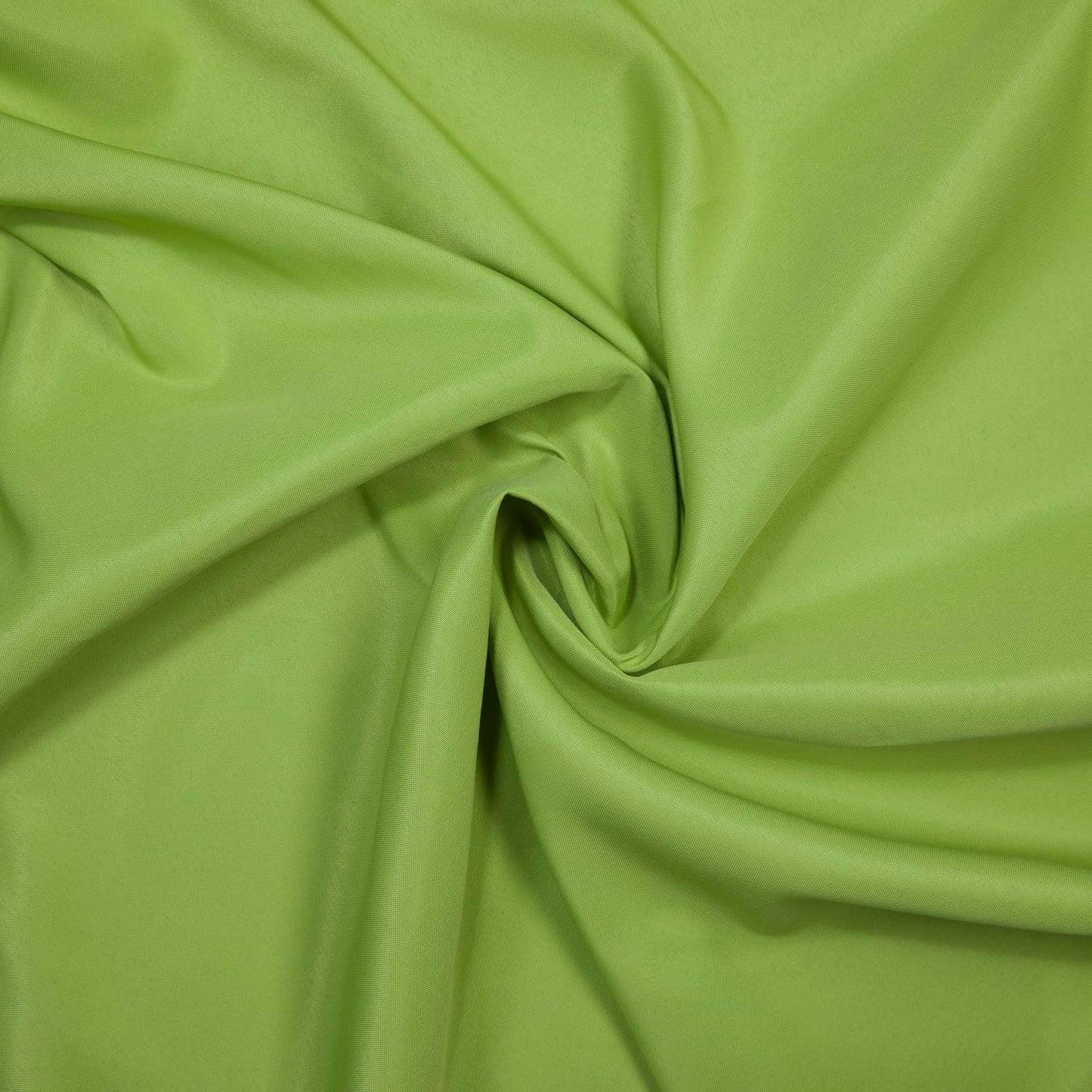 Gee Di Moda Rectangle Tablecloth - 70 x 120 Inch Apple Green - Heavy Duty Washable Polyester - For 6 or 8 Foot Rectangular Table