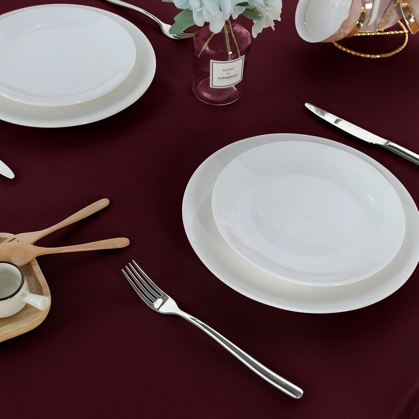 Fitable Rectangle Tablecloth Stain and Wrinkle Resistant Washable Polyester Table Cloth for Buffet Parties and Camping (54x108 inch, Burgundy)