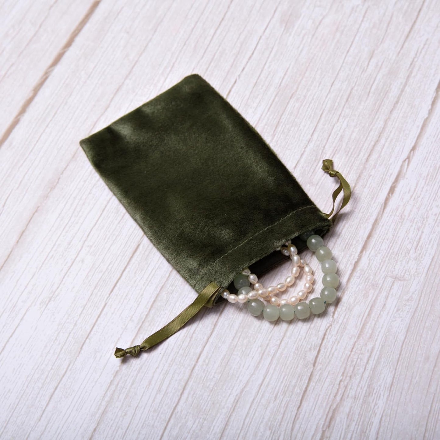 QIANF 12pcs Moss Green Velvet Drawstring Bags 4x6 inches Glossy Small Velvet Cloth Gift Bags Jewelry Pouches for Jewelry Storage Wedding Party Favor Christmas