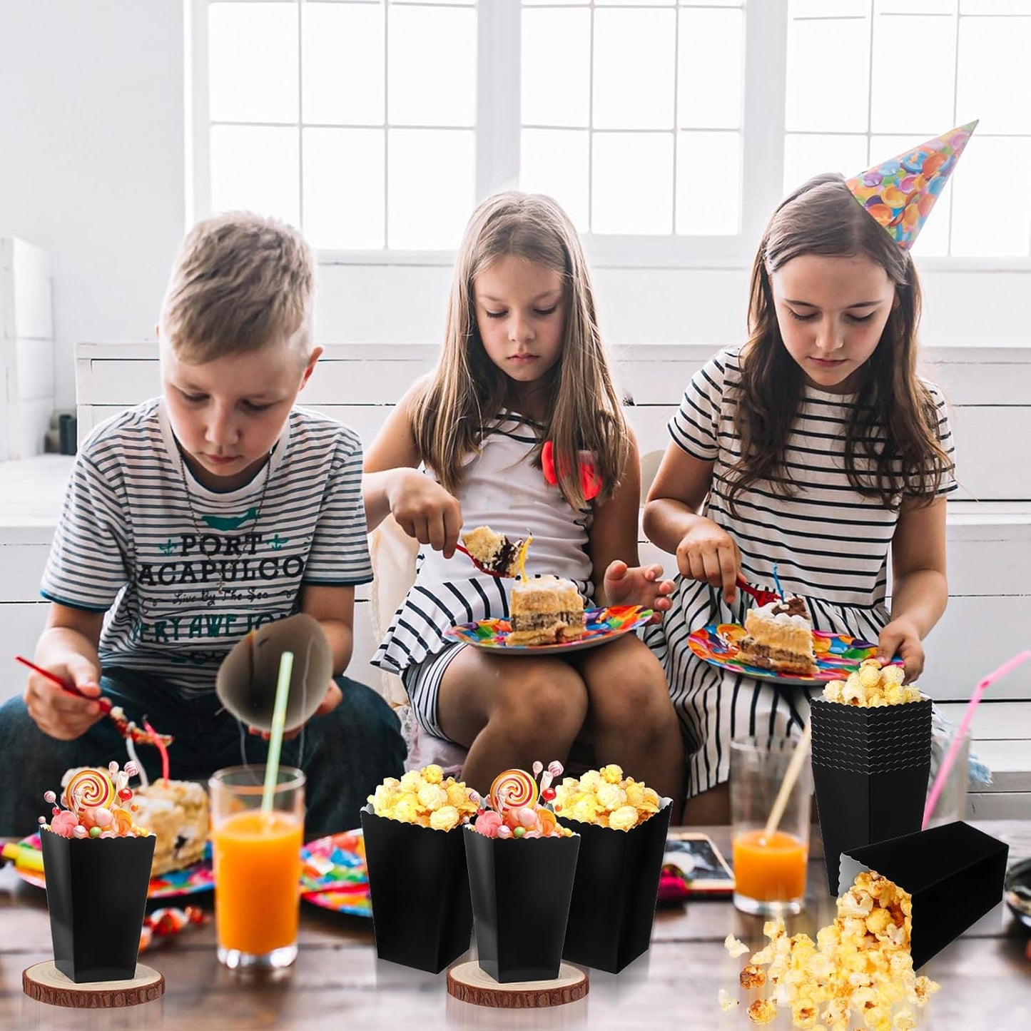 200 Pcs Popcorn Boxes, Mini Paper Popcorn Box, Cardboard Popcorn Container for Party, Disposable Snack Candy Popcorn Bags, Popcorn Holder for Birthday Wedding Decoration, 2 x 4.5 x 2.8 Inch (Black)