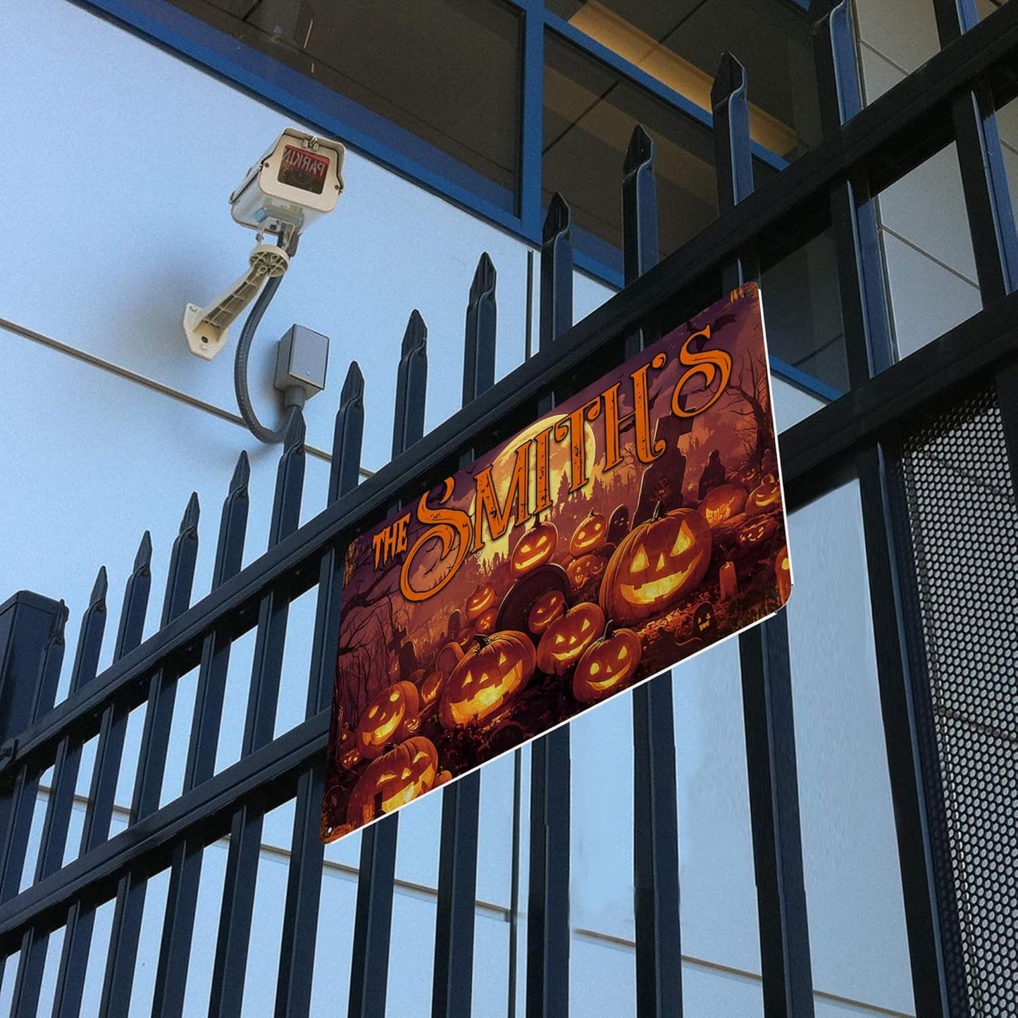 Personalized Halloween Metal Sign with Family's Name or Text Custom Pumpkin Wall Decor Signs Fade Resistance for Indoor Outdoor Spooky Gifts for Friends Family