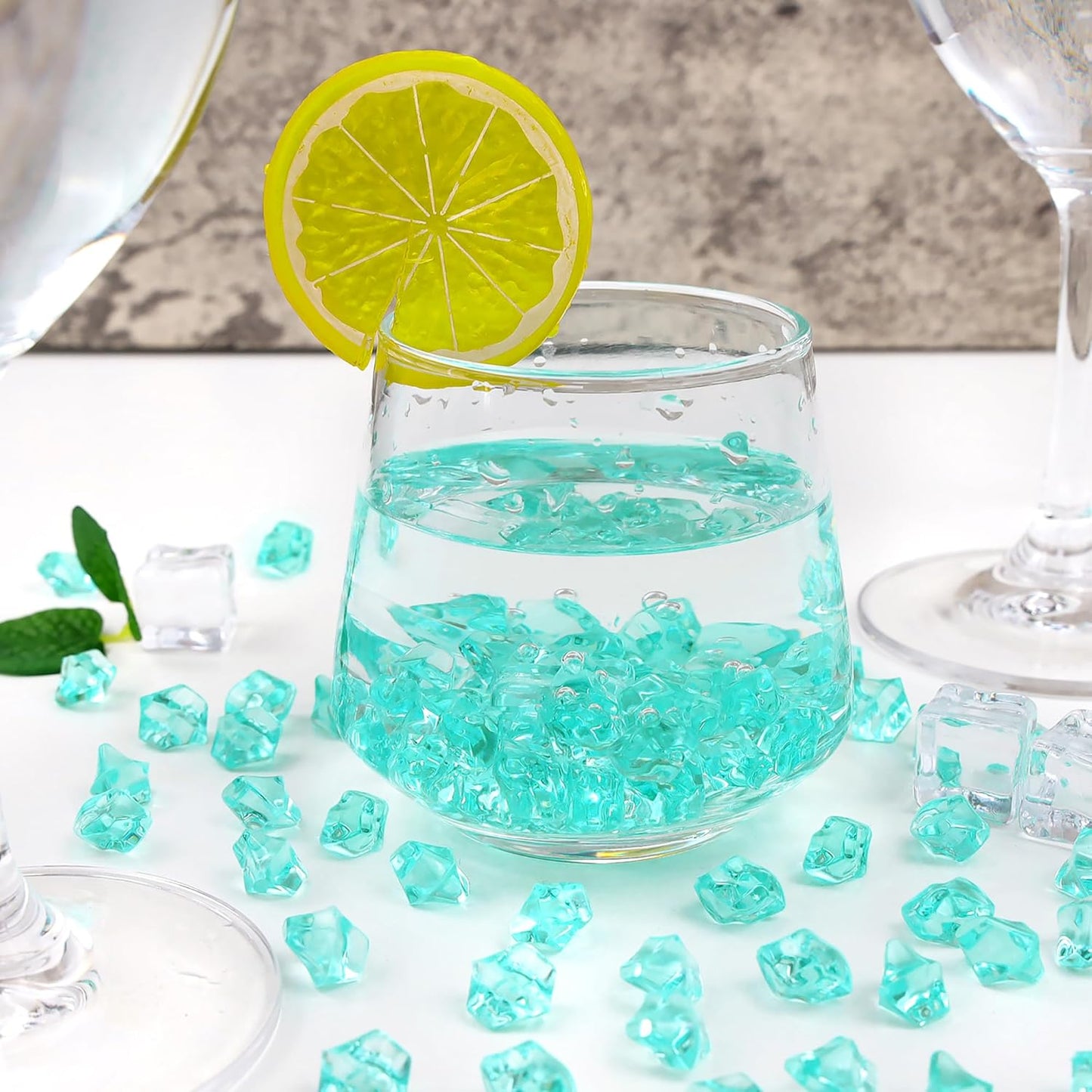 YATOJUZI 500pcs Fake Ice Cubes Teal Acrylic Crushed Rocks Vase Fillers Plastic Diamonds Gems for DIY Party Wedding Centerpiece Table Scatter Prop Display 0.5" (Only Teal)